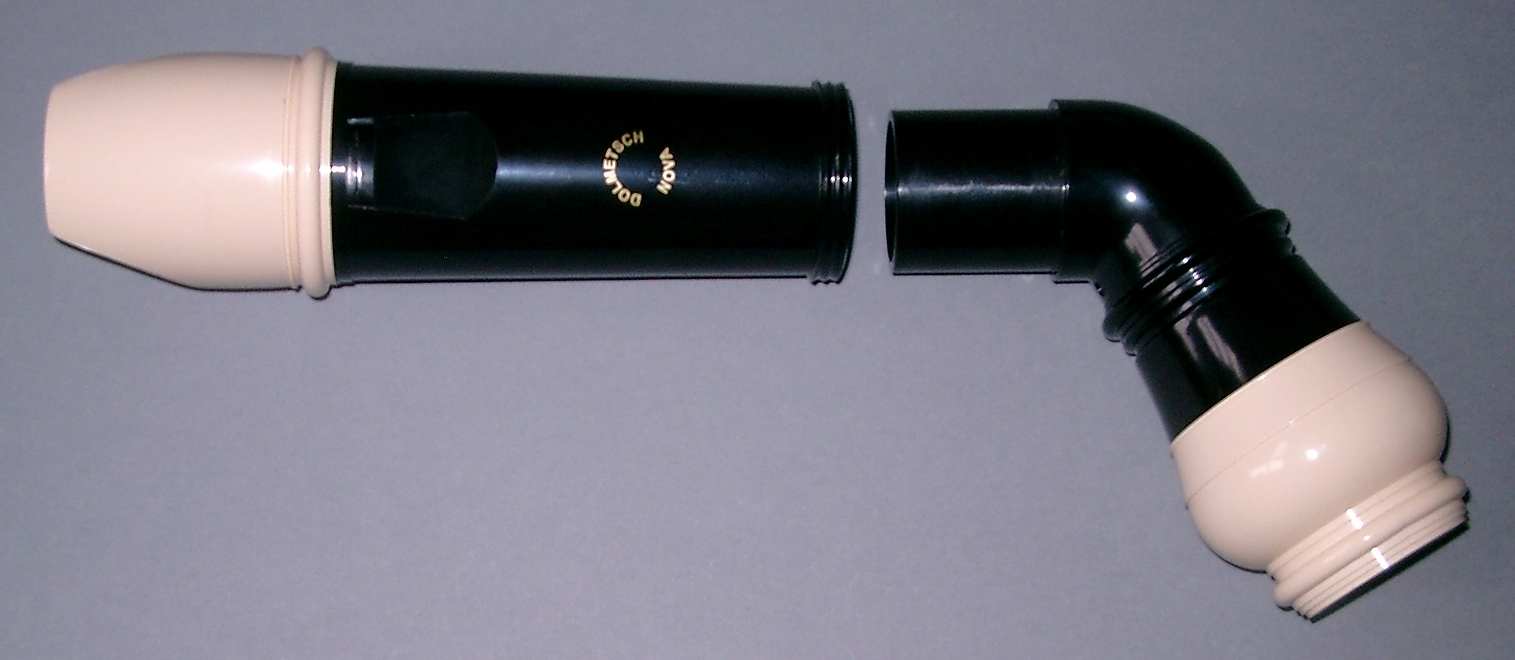Dolmetsch 'Nova' knick bass, part.